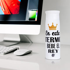 EN ESTE TERMO BEBE EL REY